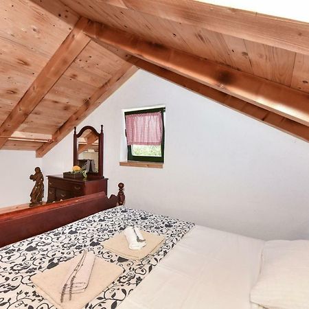 فيلا Romantic Pet Friendly House Orhideja - By Tourist Agency Leut بريفلاكا المظهر الخارجي الصورة